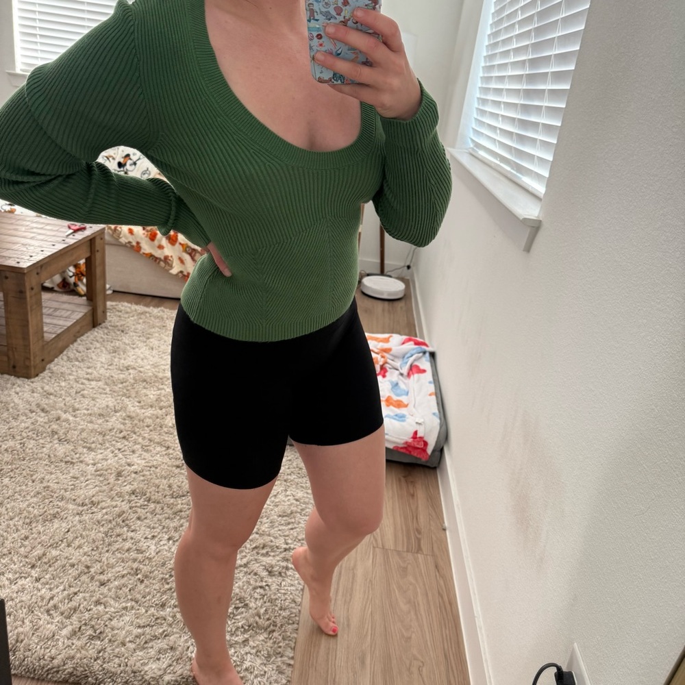 Abercrombie & Fitch Olive Ribbed Knit Top - Picture 2 of 5